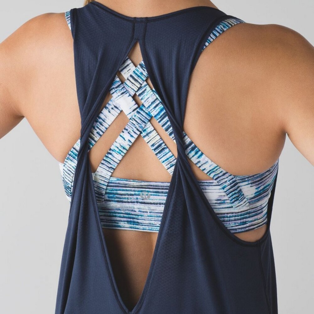 EUC Lululemon Ready & Go Tank Inkwell Blurry Belle Multi Women's 6 built in bra - Picture 4 of 10